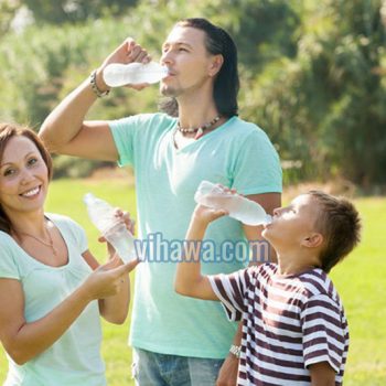 Uống nước khoáng thiên nhiên – thói quen tốt mỗi ngày